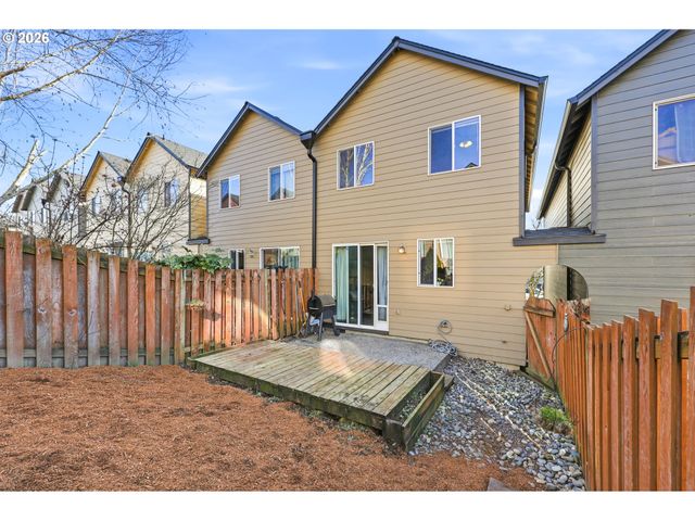 5827 Se 16TH Loop, Gresham, OR 97080