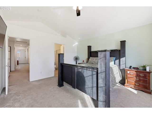 5827 Se 16TH Loop, Gresham, OR 97080