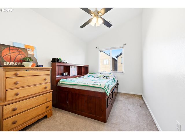 5827 Se 16TH Loop, Gresham, OR 97080