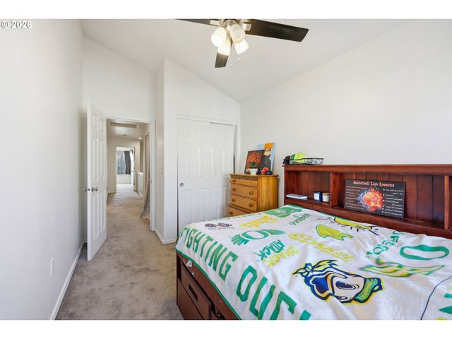 5827 Se 16TH Loop, Gresham, OR 97080