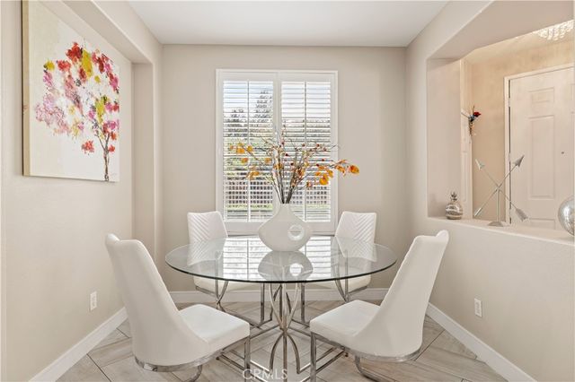 23402 Abbey Glen Place, Valencia, CA 91354