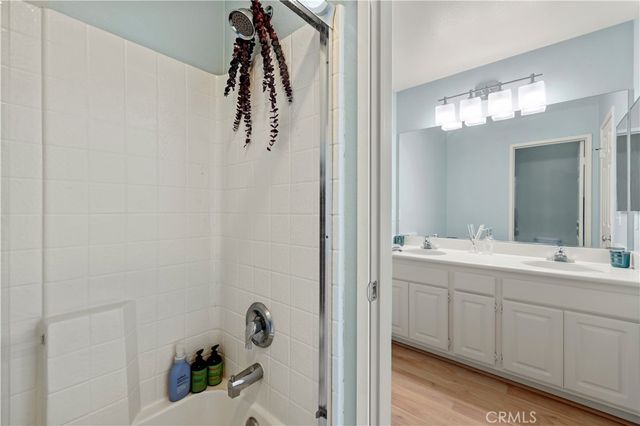 23402 Abbey Glen Place, Valencia, CA 91354