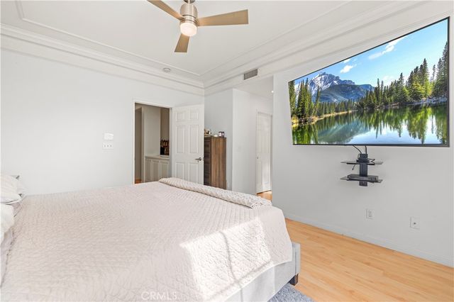 23402 Abbey Glen Place, Valencia, CA 91354