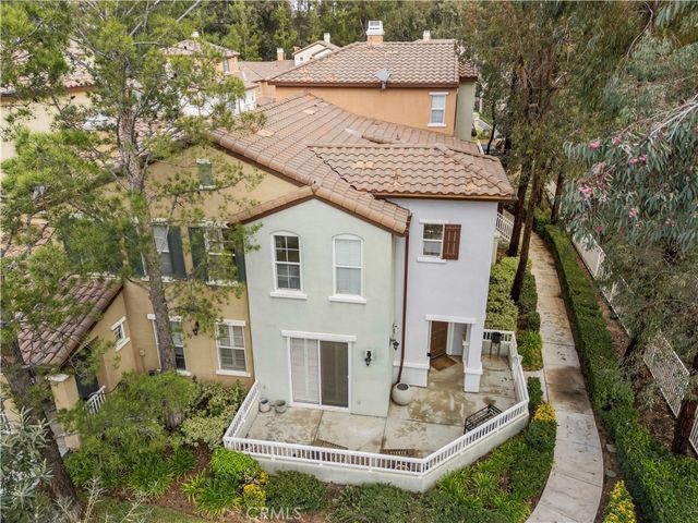 23402 Abbey Glen Place, Valencia, CA 91354