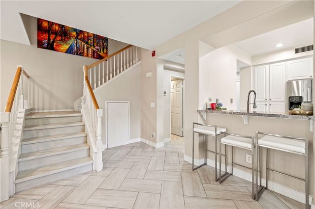 23402 Abbey Glen Place, Valencia, CA 91354