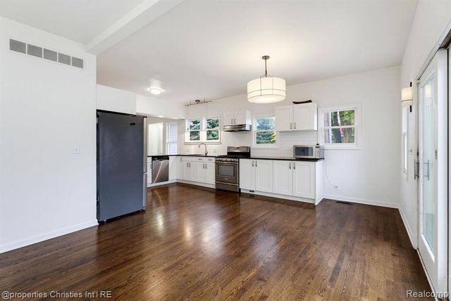 119 Crane Avenue, Royal Oak, MI 48067