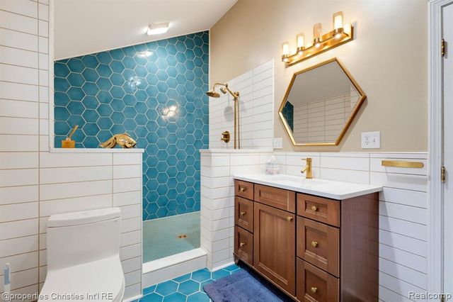 119 Crane Avenue, Royal Oak, MI 48067