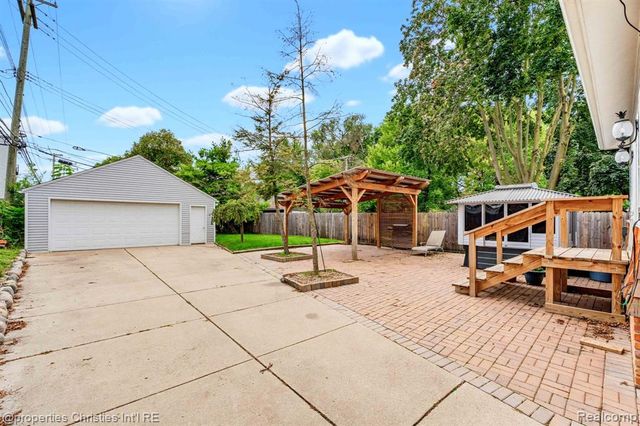 119 Crane Avenue, Royal Oak, MI 48067