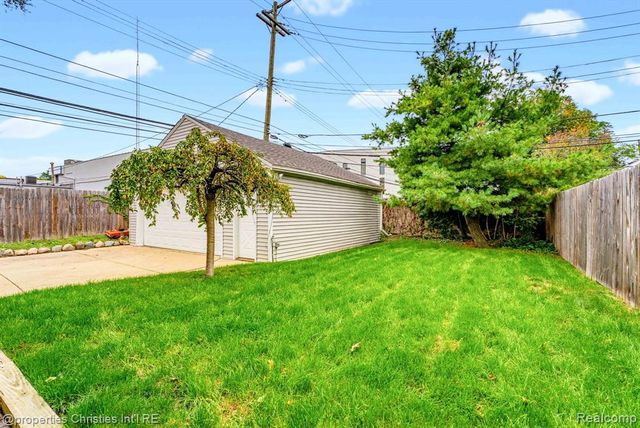 119 Crane Avenue, Royal Oak, MI 48067