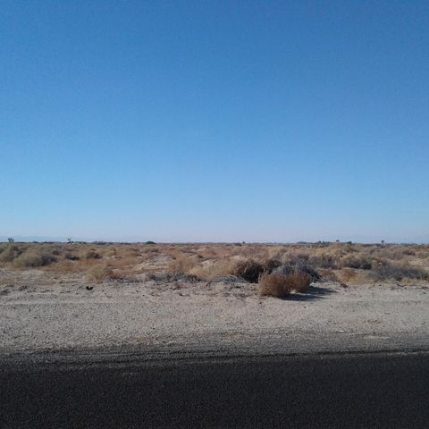 140 E Ave J-12, Lancaster, CA 93535