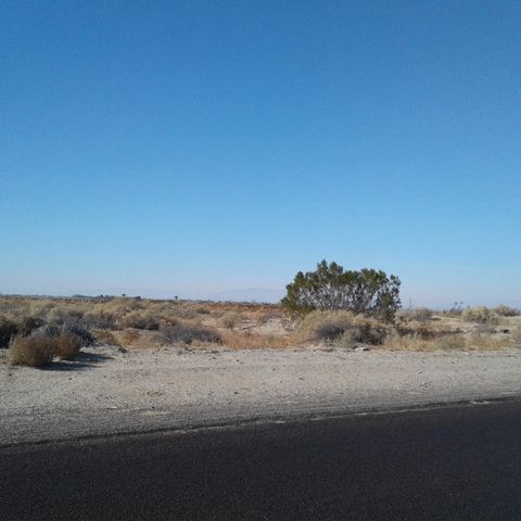 140 E Ave J-12, Lancaster, CA 93535