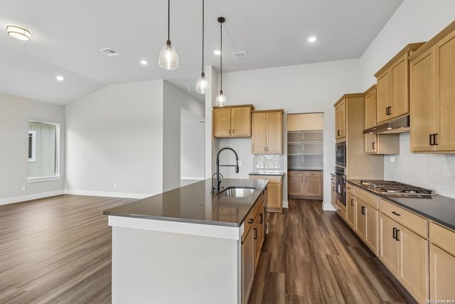 1634 Saddleback Run, New Braunfels, TX 78130