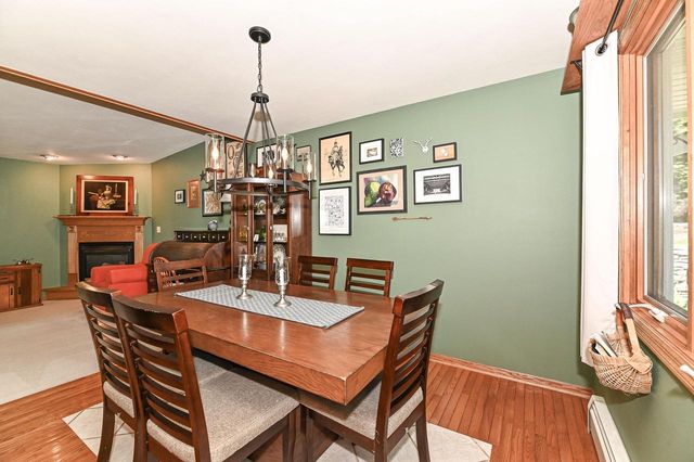 7622 Fielding LANE, Greendale, WI 53129