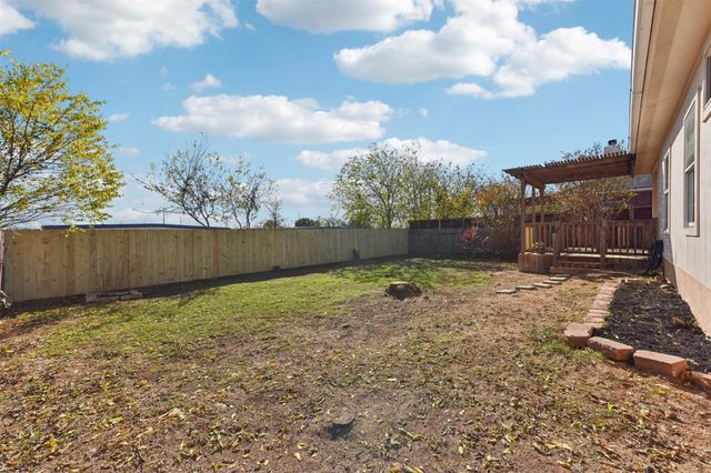 812 Northcreek BLVD, Leander, TX 78641