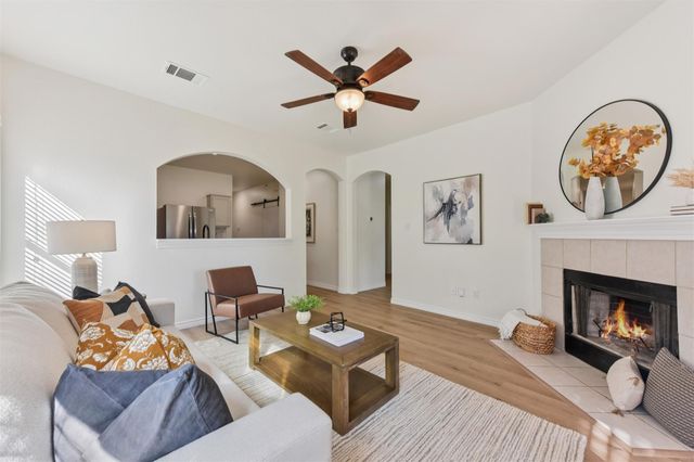 812 Northcreek BLVD, Leander, TX 78641