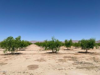 12500 Locust Avenue, Lucerne Valley, CA 92356