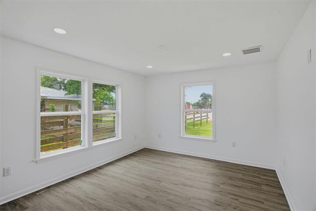 2915 Creole St Street, Lake Charles, LA 70601