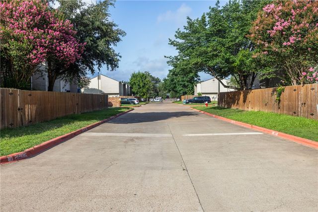 1902 Dartmouth Street N3, College Station, TX 77840