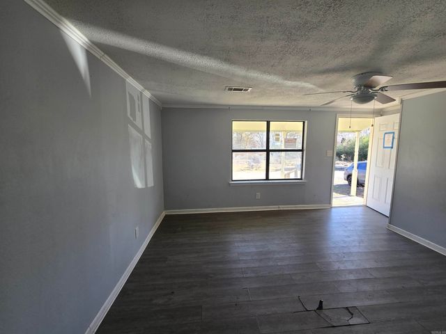 4 Jessilea, Conway, AR 72032