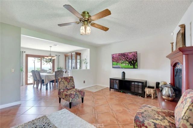 6198 Limonite, Jurupa Valley, CA 92509