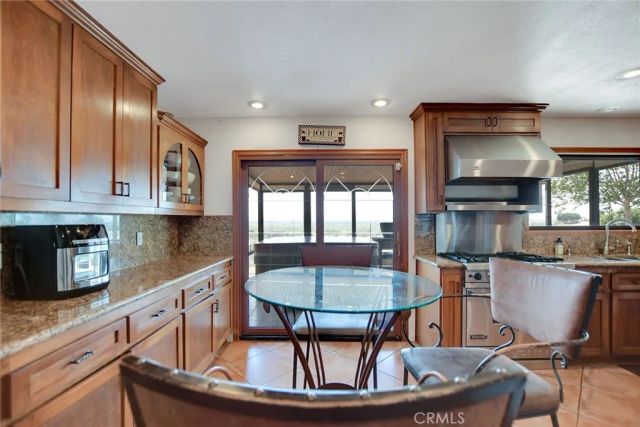 6198 Limonite, Jurupa Valley, CA 92509