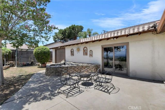 6198 Limonite, Jurupa Valley, CA 92509