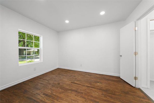 1117 W Symmes Street, Norman, OK 73069
