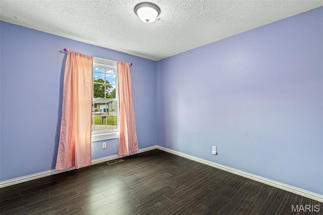 2609 Parthenon Drive, De Soto, MO 63020