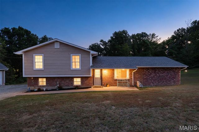 2609 Parthenon Drive, De Soto, MO 63020