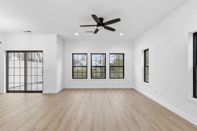 317 Maple Street, Pardeeville, WI 53954