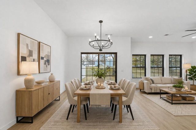 317 Maple Street, Pardeeville, WI 53954