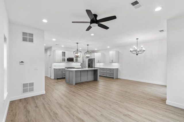 317 Maple Street, Pardeeville, WI 53954