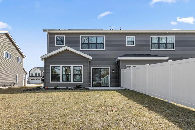 317 Maple Street, Pardeeville, WI 53954