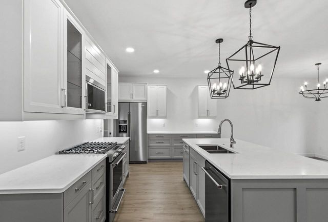 317 Maple Street, Pardeeville, WI 53954