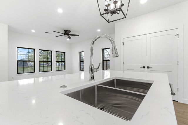 317 Maple Street, Pardeeville, WI 53954