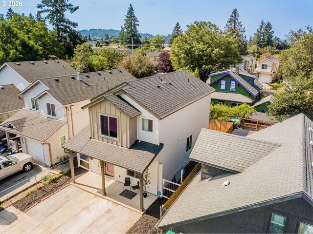 817 Ne 94TH Ave, Portland, OR 97220
