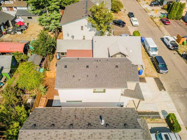 817 Ne 94TH Ave, Portland, OR 97220