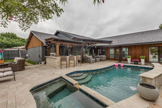 2300 Regal Road, Plano, TX 75075