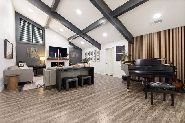 2300 Regal Road, Plano, TX 75075