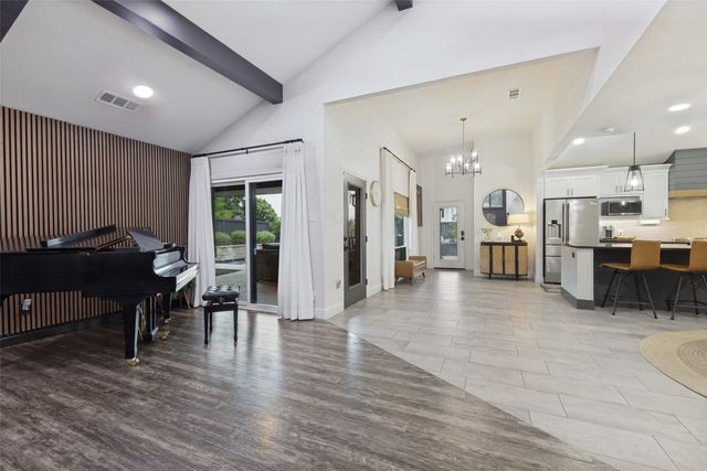 2300 Regal Road, Plano, TX 75075