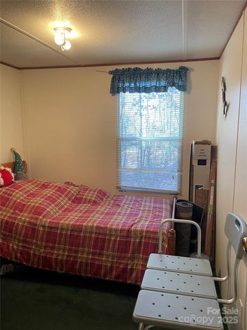 3265 Revere Road, Marshall, NC 28753