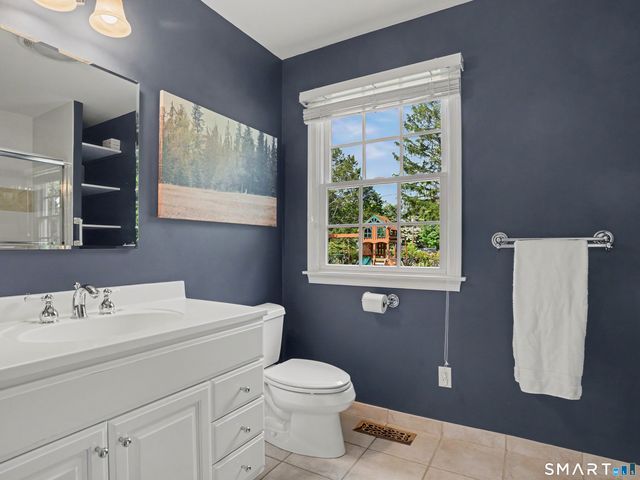 3 Pheasant Court, Norwalk, CT 06854