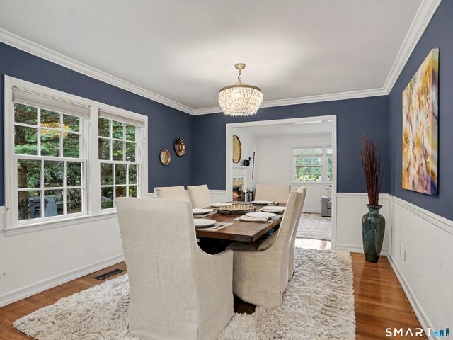 3 Pheasant Court, Norwalk, CT 06854