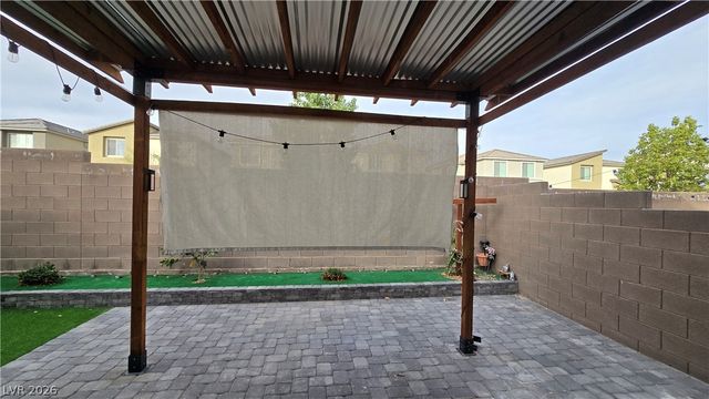 8025 Texas Hills Street, Las Vegas, NV 89113