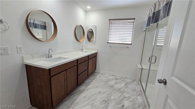 8025 Texas Hills Street, Las Vegas, NV 89113