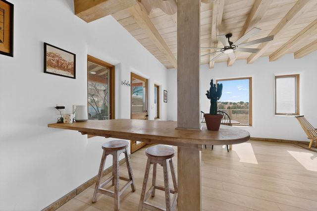 26 Jennifer Way, Santa Fe, NM 87508