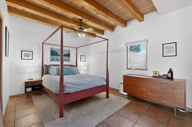 26 Jennifer Way, Santa Fe, NM 87508