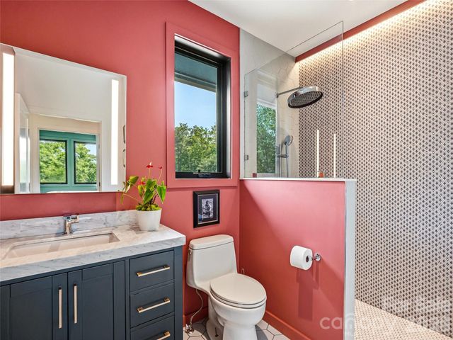 1367 Stones Lake Road, Cedar Mountain, NC 28718