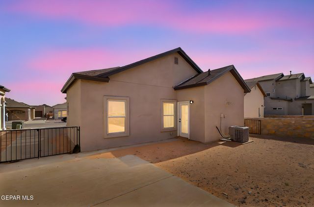 14372 Bill Lazor Parkway, El Paso, TX 79928