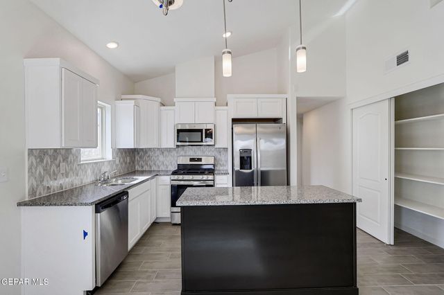 14372 Bill Lazor Parkway, El Paso, TX 79928